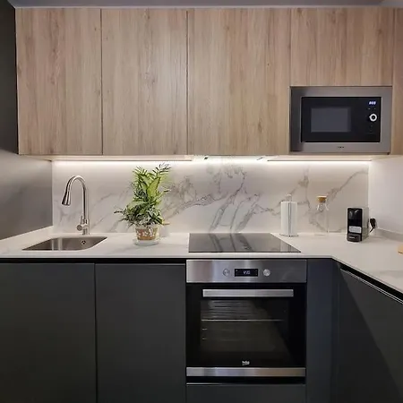 Beachside Escape Apartman *