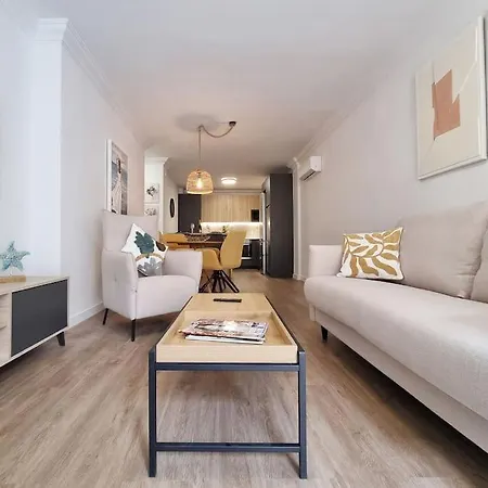 Beachside Escape Apartman *