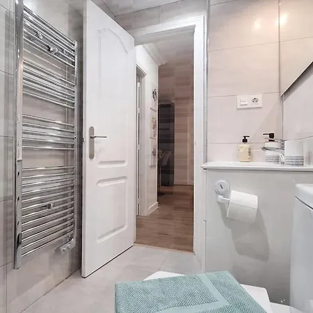 Apartment Beachside Escape *