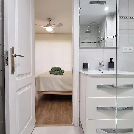Apartment Beachside Escape