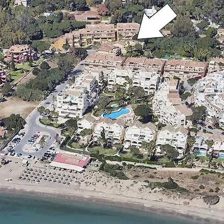 Apartment Beachside Escape
