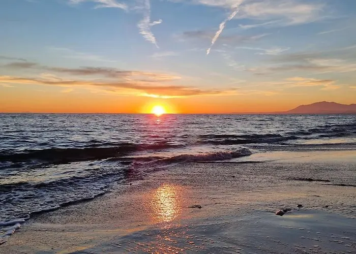Beachside Escape 马尔韦利亚