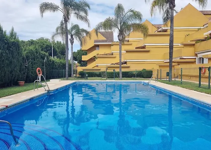 Apartament Beachside Escape *