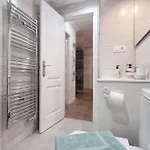 Apartment Beachside Escape *