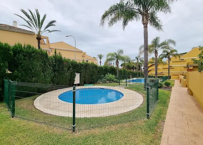 Beachside Escape Apartment *